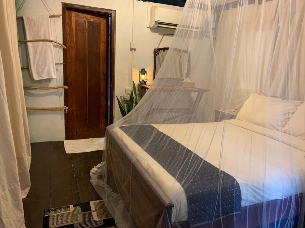 Hotel Camp Leopard - Yala Safari Glamping Extérieur photo